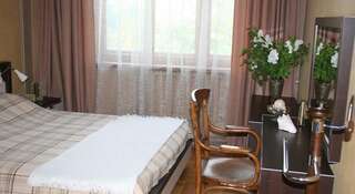 Гостиница Hostel Muraveynik Таганрог Стандартный двухместный номер с 1 кроватью и общей ванной комнатой-1