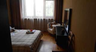 Гостиница Hostel Muraveynik Таганрог Стандартный двухместный номер с 1 кроватью и общей ванной комнатой-6